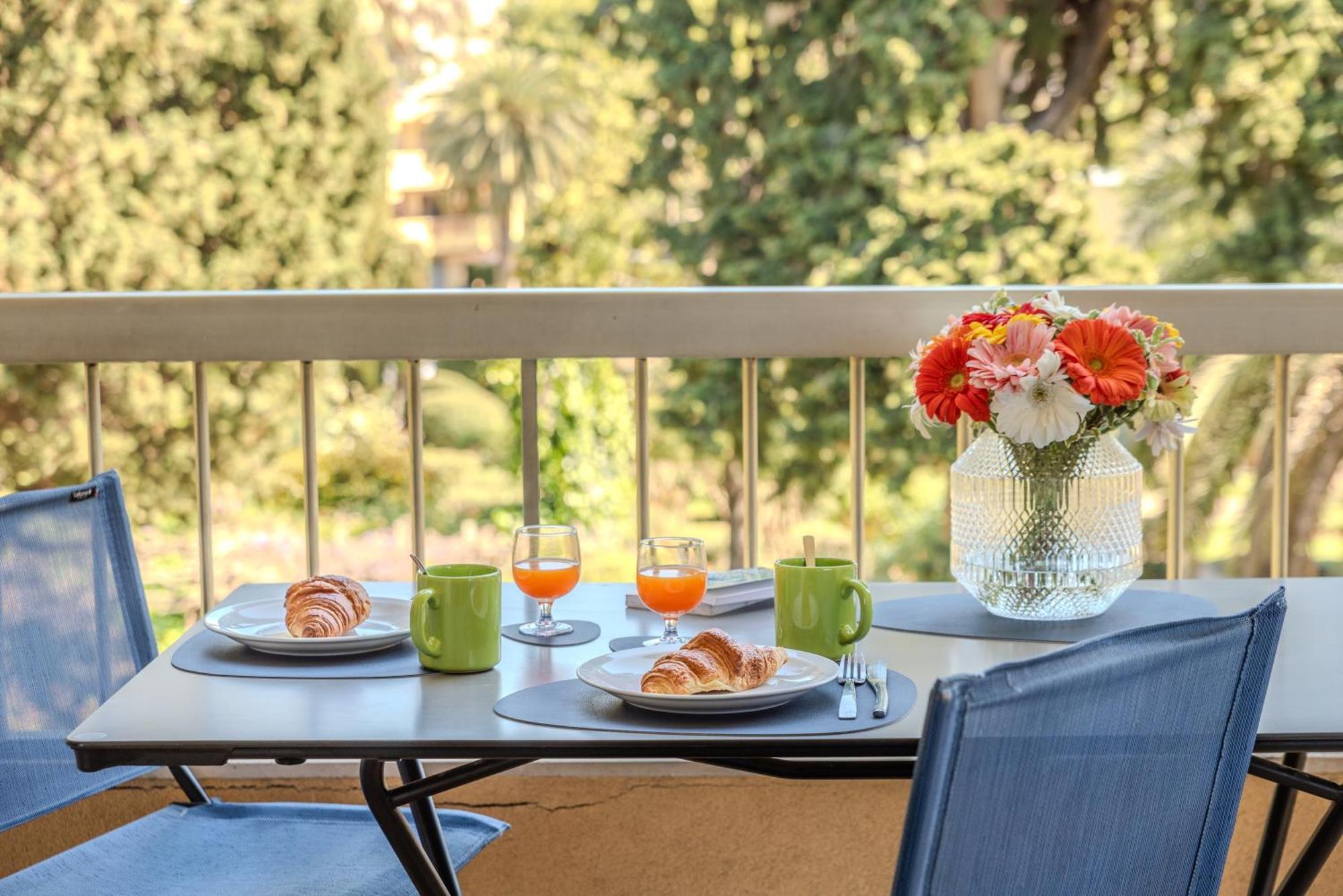 Les 15 Pins & La Mer -Your Green Getaway Near Sea & Beach Antibes Buitenkant foto
