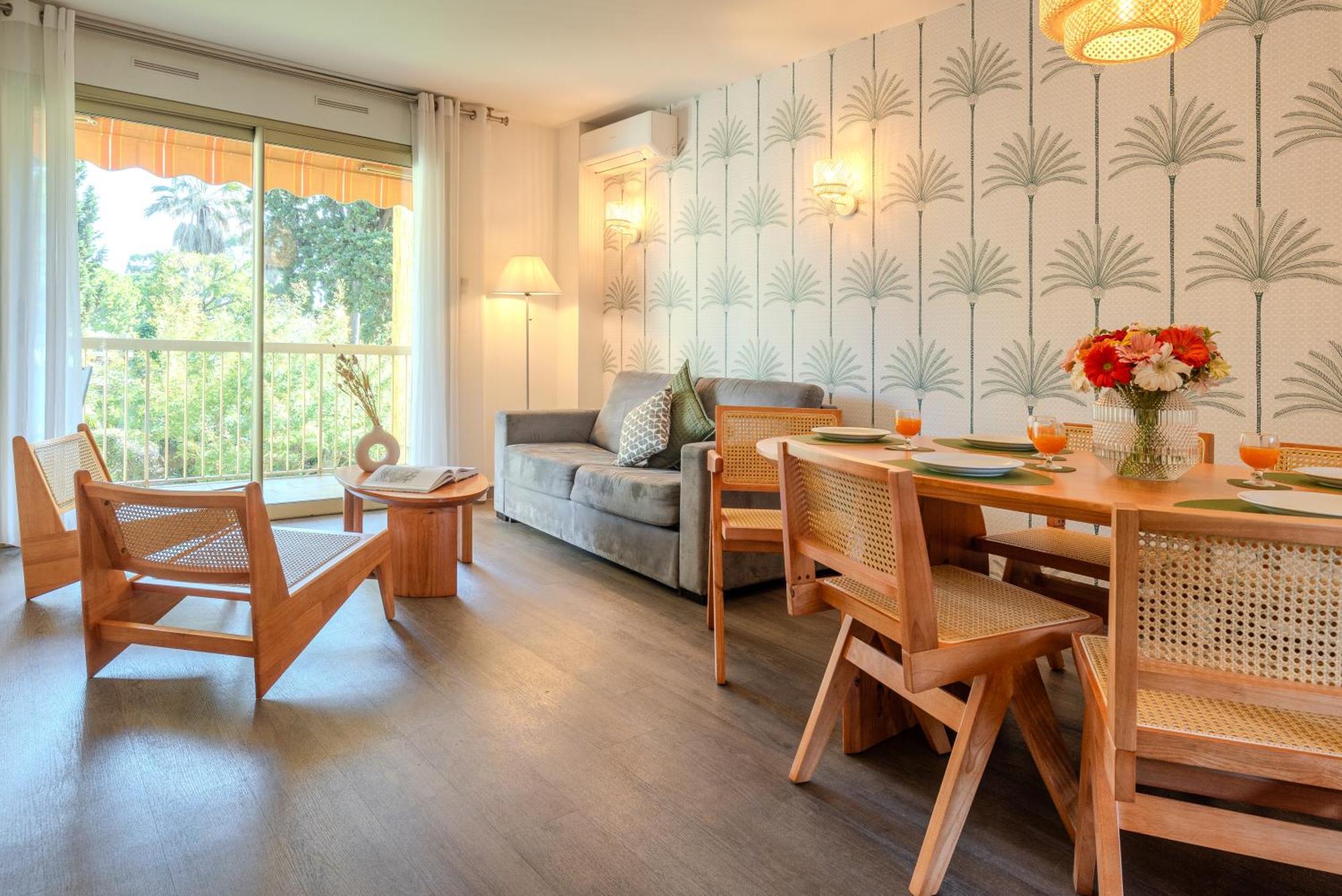 Les 15 Pins & La Mer -Your Green Getaway Near Sea & Beach Antibes Buitenkant foto