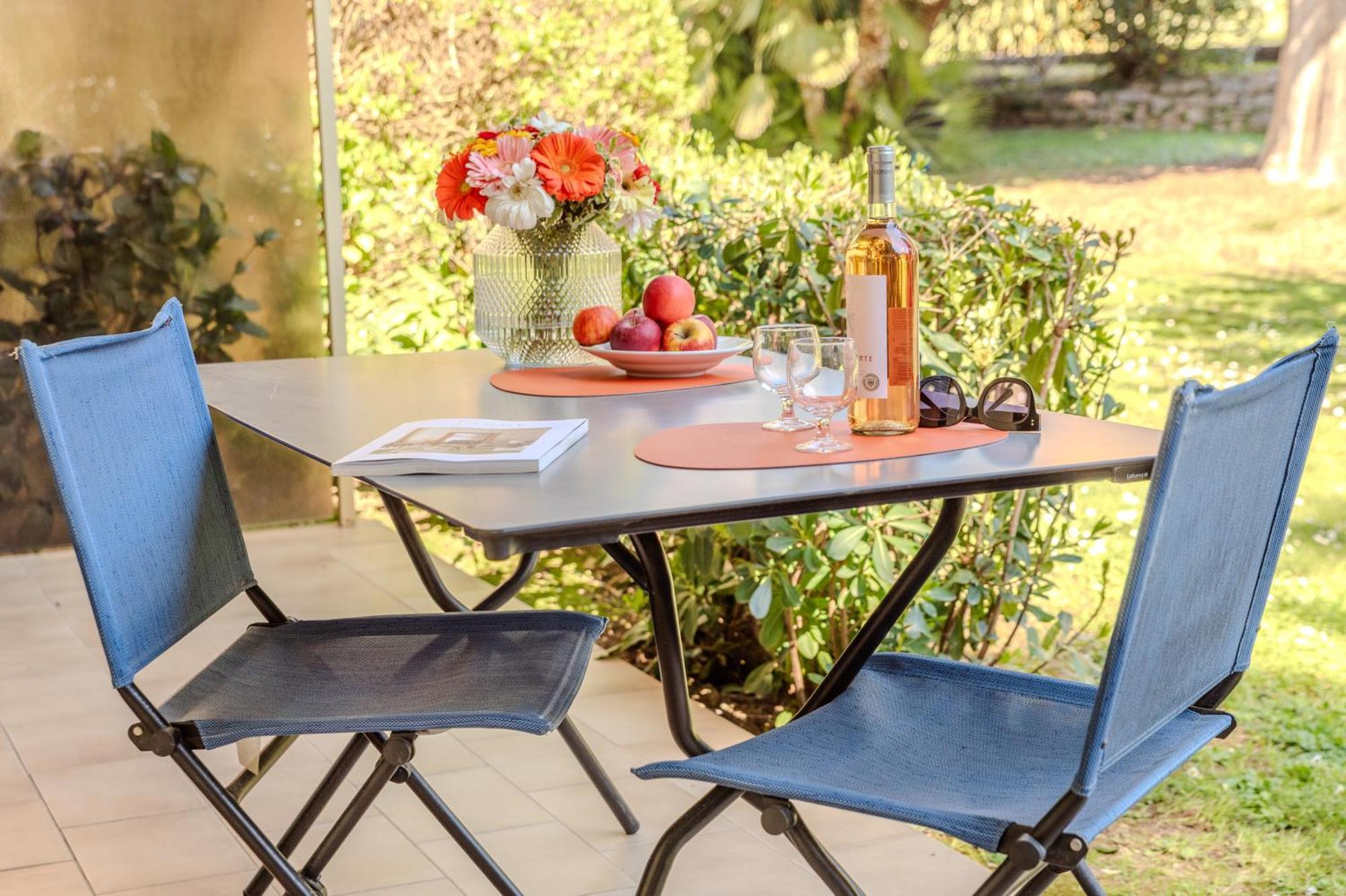 Les 15 Pins & La Mer -Your Green Getaway Near Sea & Beach Antibes Buitenkant foto